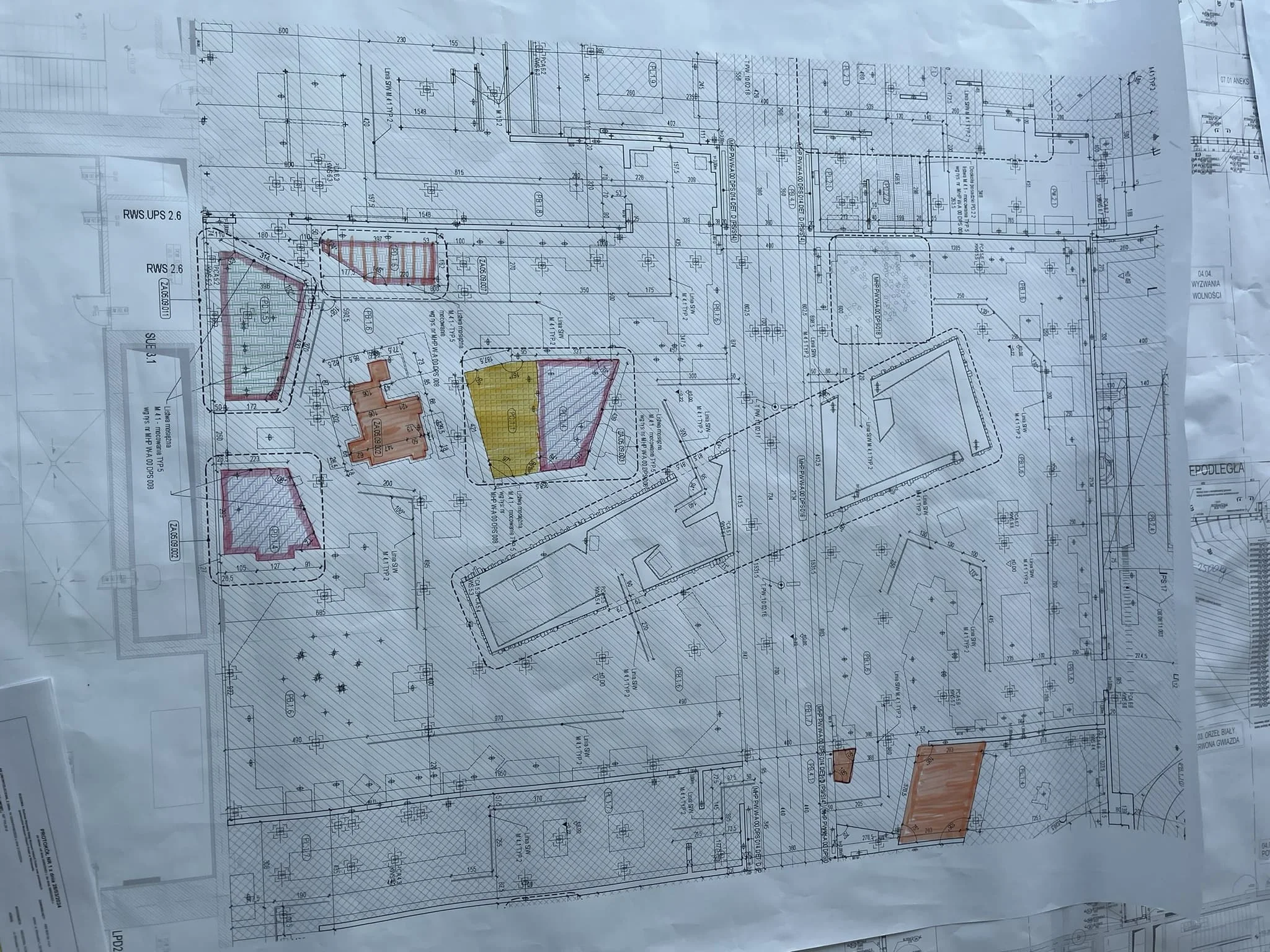 Sådan laver du et industrielt betongulvdesign